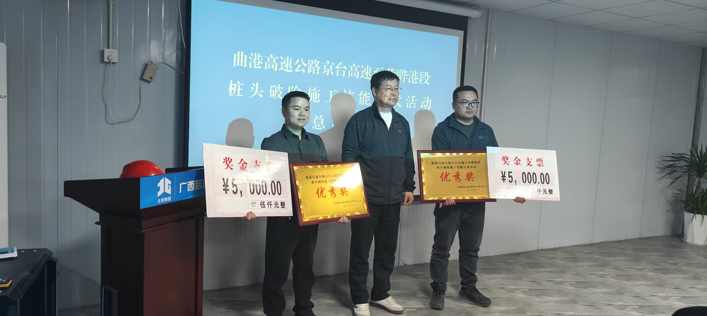 9aacc5bc53aa7cd941c431670eba581b.jpg
